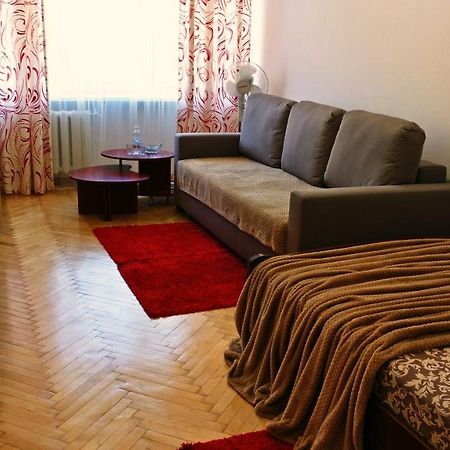 Very Nice Apartment In L'Viv リヴィウ エクステリア 写真