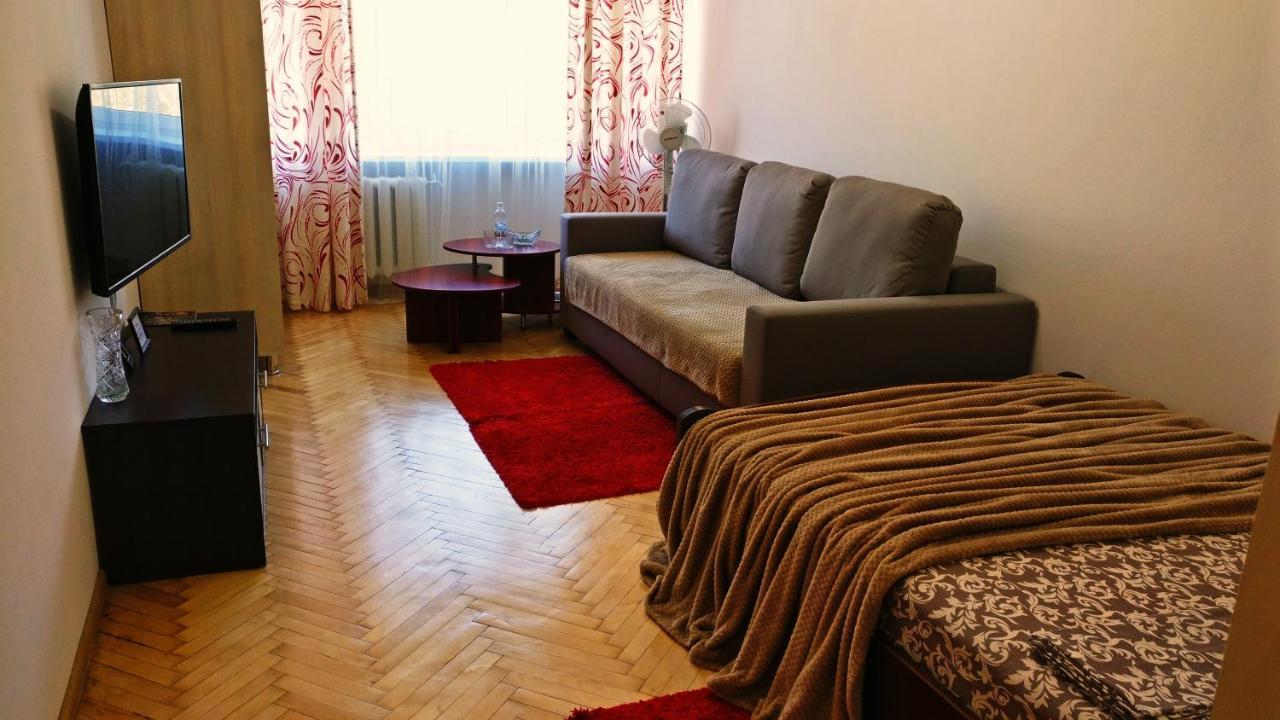 Very Nice Apartment In L'Viv リヴィウ エクステリア 写真